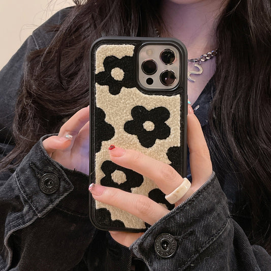 Las flores de felpa son adecuadas para fundas de teléfono móvil para damas en otoño e invierno.