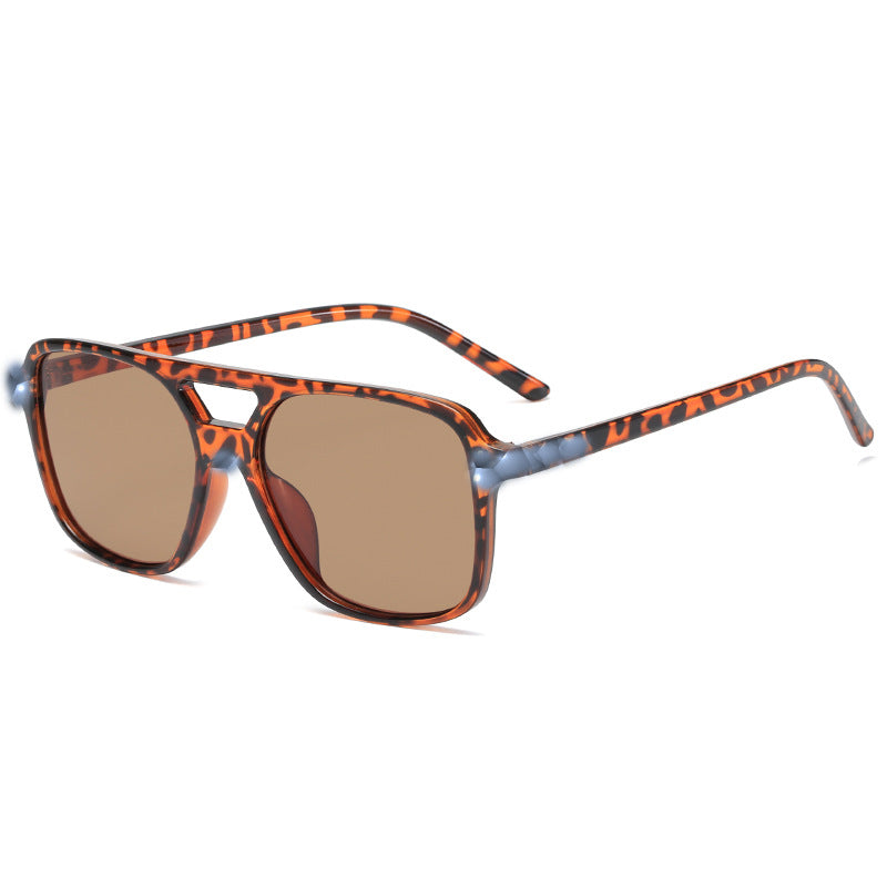 Tendencia de gafas de sol de doble haz