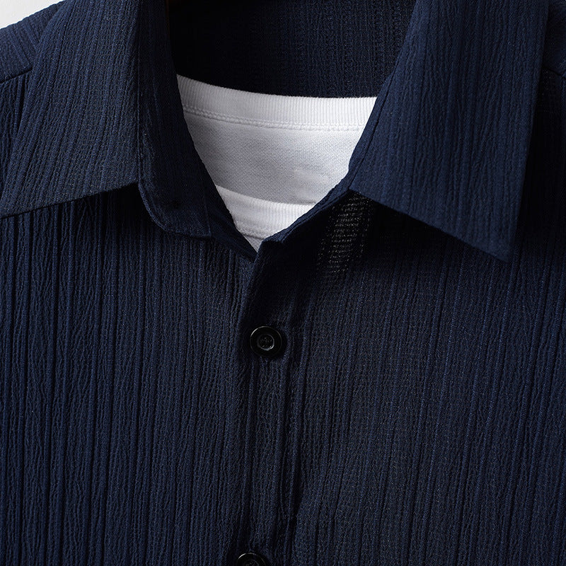 Traje de solapa de manga corta a rayas