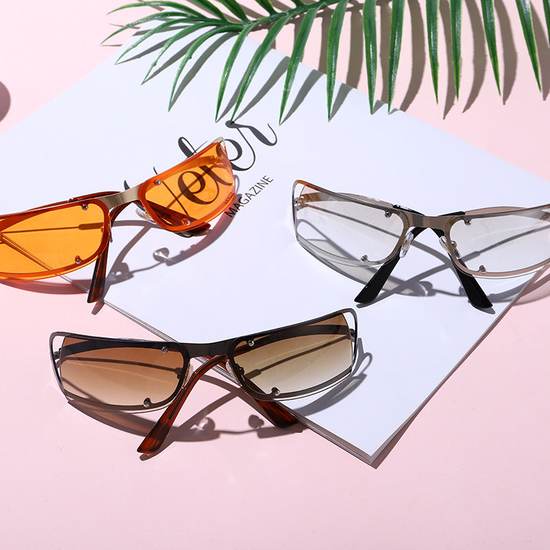 Pequeño marco, gafas de sol Oval Street de moda