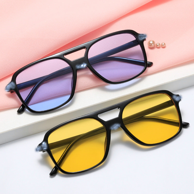 Tendencia de gafas de sol de doble haz